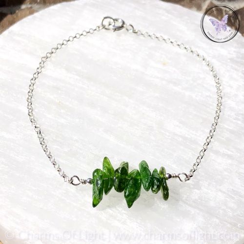 Diopside Chip Silver Bar Bracelet